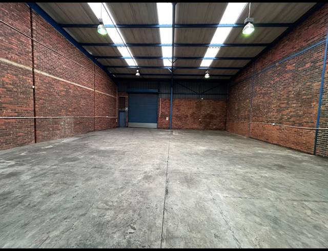 470M² WAREHOUSE TO LET IN EASTGATE